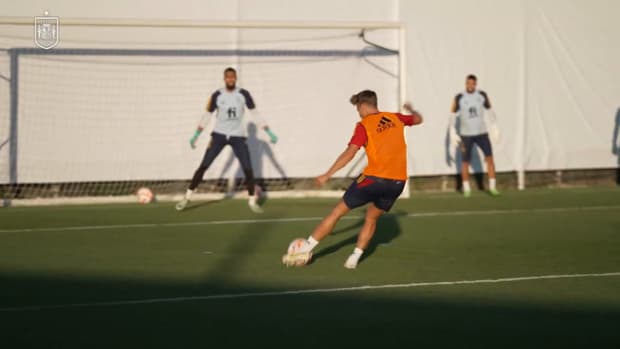 Spain practice their finishing before facing Portugal
